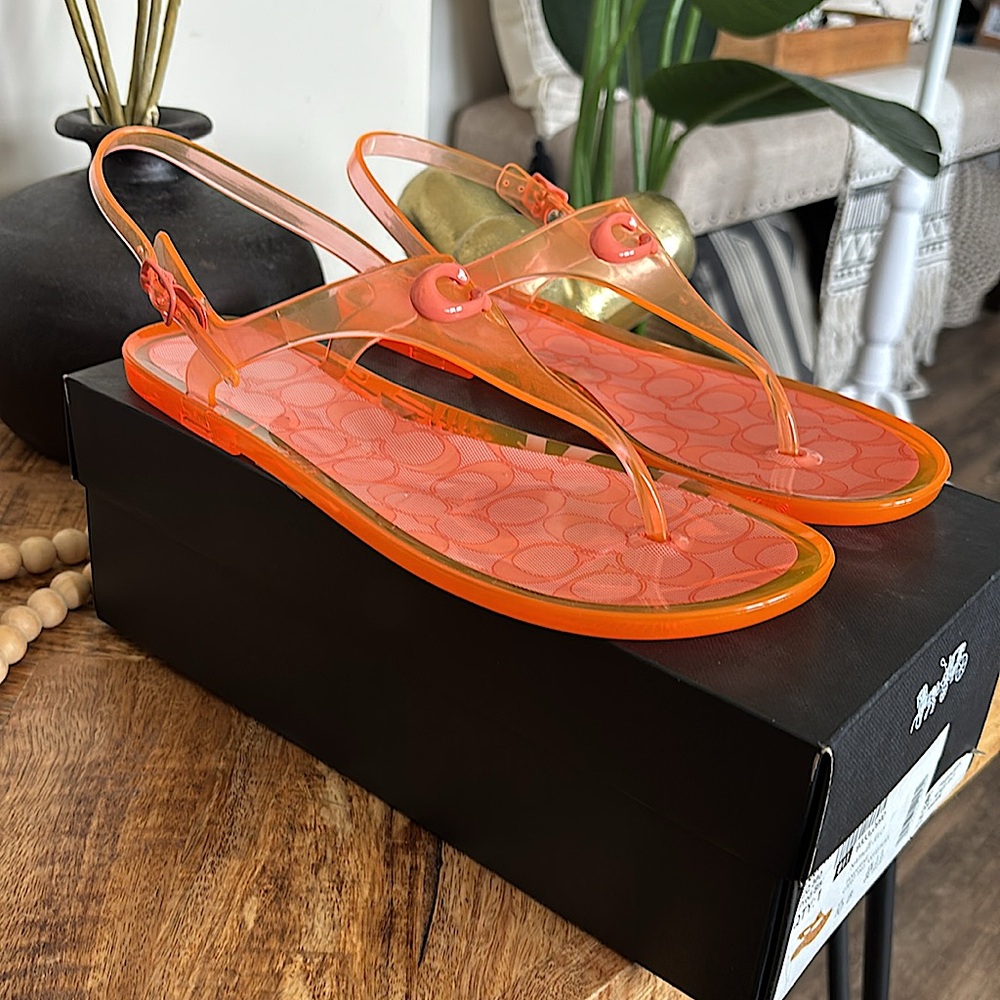 🍊🪼New in Box!! COACH Tangerine Natalee Jelly Sandal Sz 10🪼🍊 - Picture 4 of 7